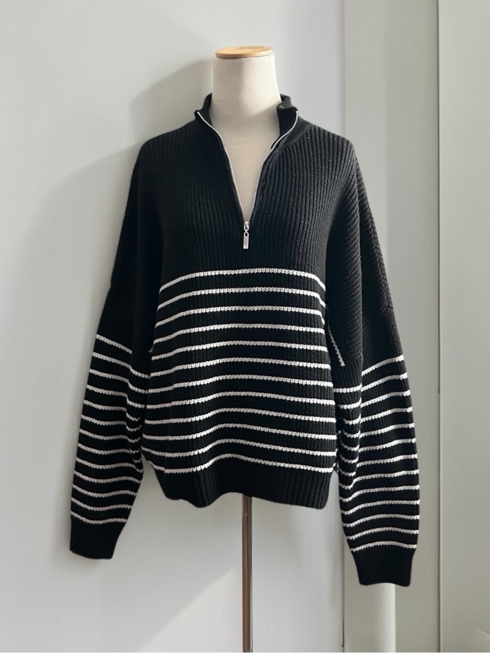 Vigoss Black & White Striped Quarter Zip Knit Sweater